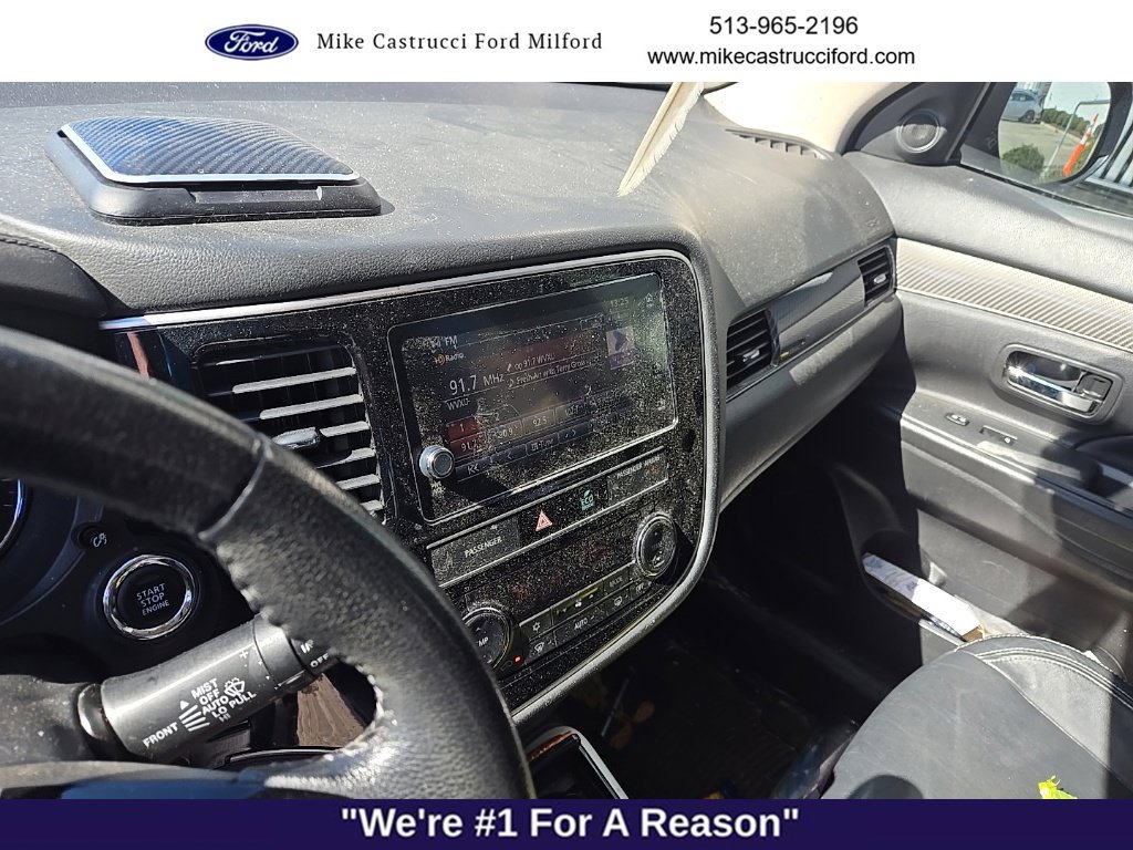 Used 2019 Mitsubishi Outlander SE AWD/4WD image 4