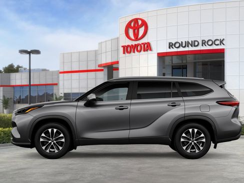 New 2026 Toyota Highlander XLE AWD/4WD image 4
