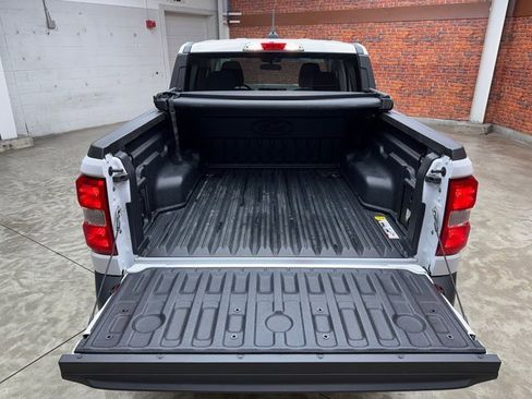 Certified 2025 Ford Maverick XLT w/ Equipment Group 301A image 26