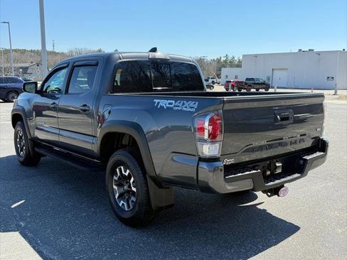 Certified 2023 Toyota Tacoma TRD Off-Road w/ Technology Package AWD/4WD image 3