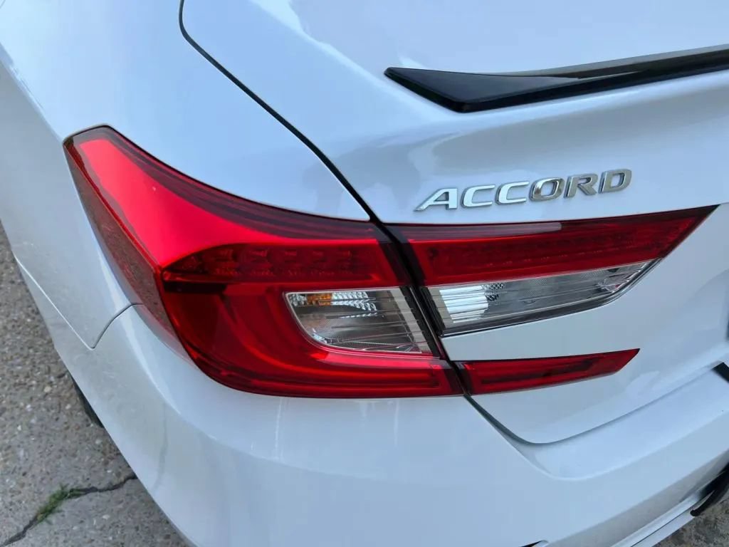 Used 2022 Honda Accord Sport image 40