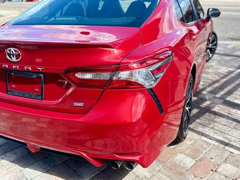 Used 2019 Toyota Camry SE image 22