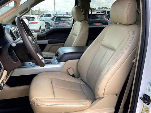 Used 2019 Ford F150 Lariat w/ Equipment Group 502A Luxury image 18