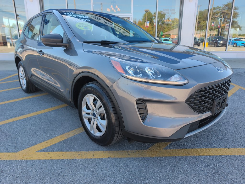 Used 2022 Ford Escape S FWD 360° Tour