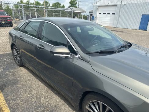 Used 2017 Lincoln MKZ Select AWD/4WD image 25