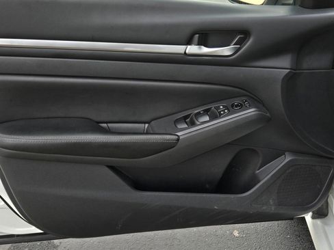 Used 2022 Nissan Altima 2.5 SV image 8