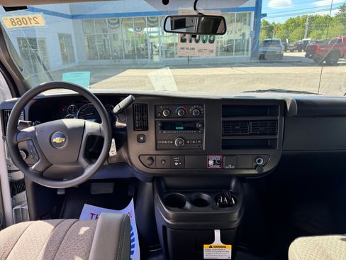 New 2026 Chevrolet Express 2500 RWD image 11