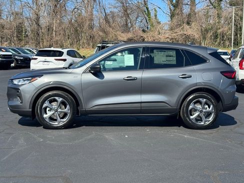 New 2025 Ford Escape ST-Line w/ Equipment Group 301A image 3