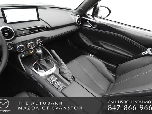 Certified 2025 MAZDA MX-5 Miata RF Grand Touring RWD image 29