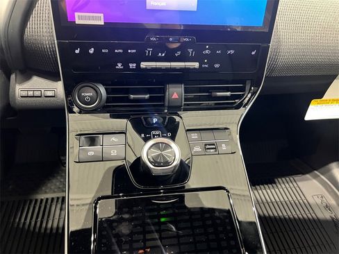 Used 2025 Toyota bZ4X AWD w/ Weather Package image 15