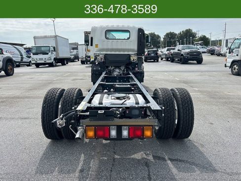 New 2024 Isuzu NPR image 4