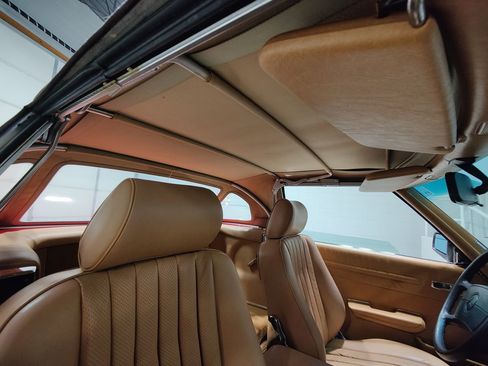 Used 1986 Mercedes-Benz 560 SL 2dr Convertible image 16