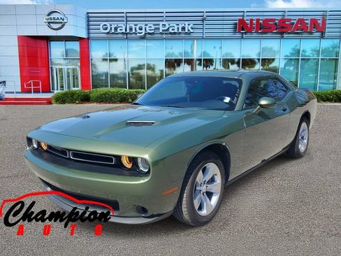Used 2023 Dodge Challenger SXT RWD image 5