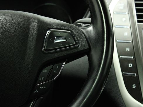 Used 2018 Lincoln MKC Reserve image 24