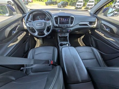 Certified 2022 GMC Terrain SLT w/ LPO, Floor Liner Package AWD/4WD image 31