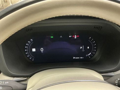 Used 2023 Volvo XC60 B5 Plus w/ Climate Package image 21