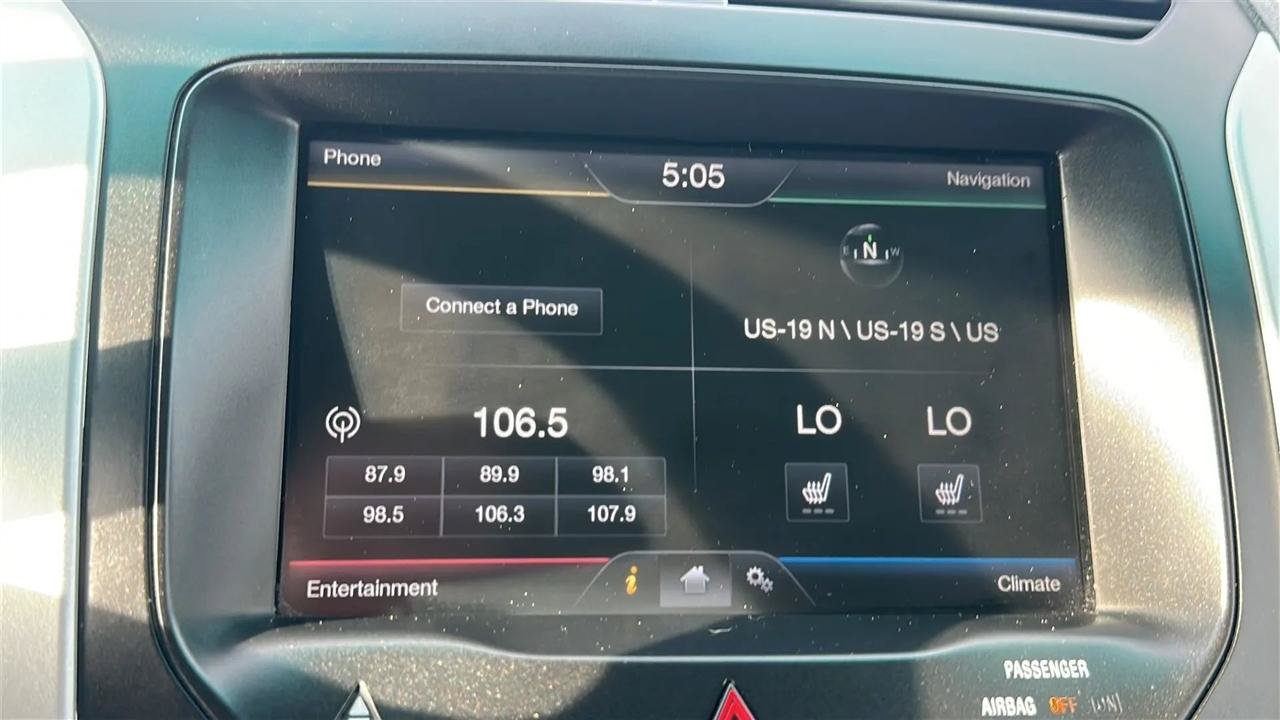 Used 2014 Ford Explorer XLT w/ Equipment Group 202A AWD/4WD image 42