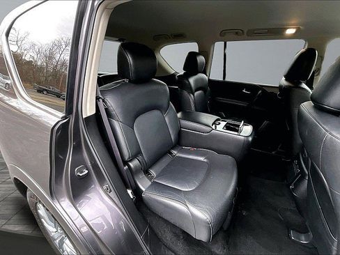 Used 2024 INFINITI QX80 Luxe image 27