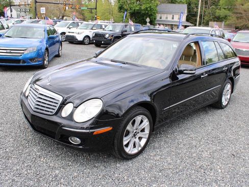 Used 2009 Mercedes-Benz E 350 4MATIC Wagon image 2