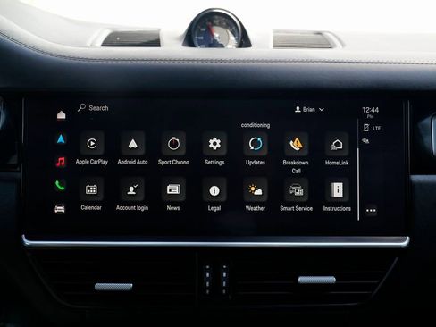 Used 2022 Porsche Cayenne Turbo image 64