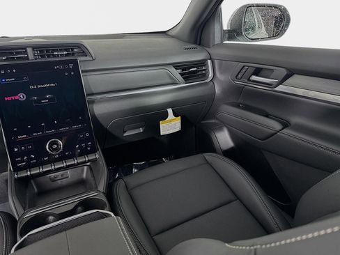 New 2026 GMC Terrain Elevation w/ Elevation Premium Package image 24