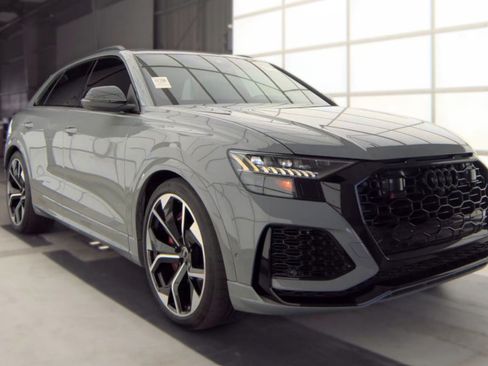 Used 2022 Audi RS Q8 AWD/4WD image 1
