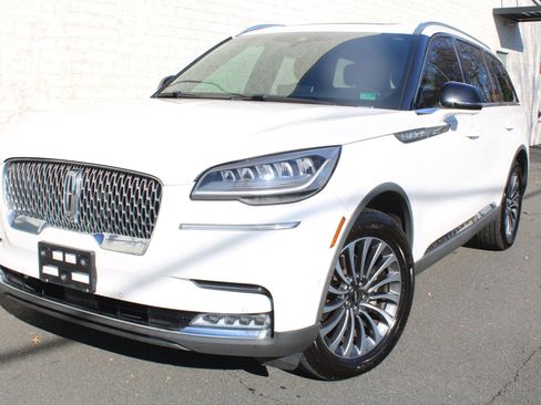 Used 2020 Lincoln Aviator Reserve w/ Equipment Group 201A image 6