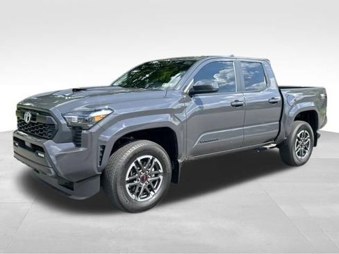 Certified 2024 Toyota Tacoma TRD Sport AWD/4WD image 1
