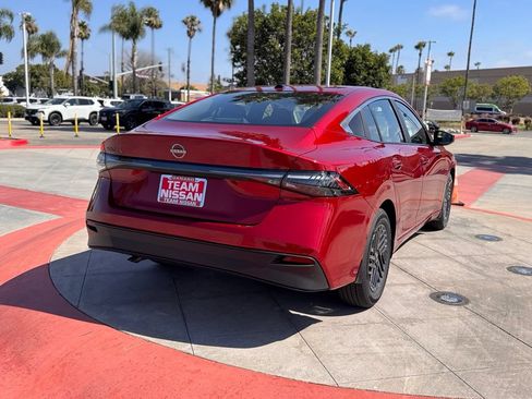 New 2026 Nissan Sentra SV FWD image 8