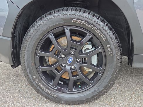 Certified 2024 Subaru Crosstrek 2.5i Wilderness w/ Crosstrek Mirror Package AWD/4WD image 9