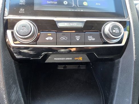 Used 2016 Honda Civic EX image 24