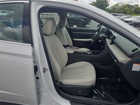 New 2025 Hyundai Sonata SEL image 23