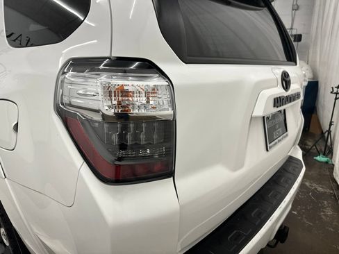 Used 2022 Toyota 4Runner Trail Special Edition AWD/4WD image 12