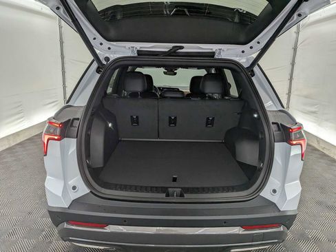 New 2026 Chevrolet Equinox ACTIV w/ Convenience Package III image 32