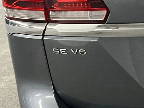 Used 2023 Volkswagen Atlas SE image 38