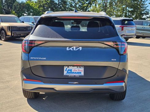 New 2026 Kia Sportage EX AWD/4WD image 6