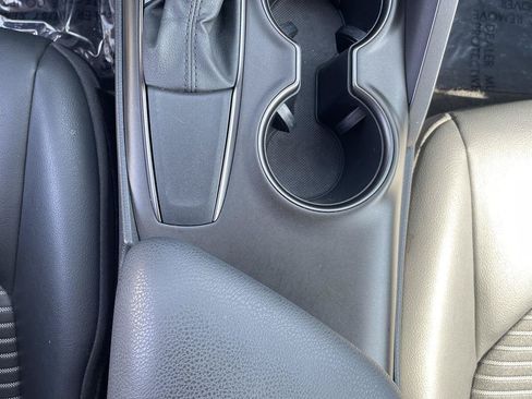 Used 2021 Toyota Camry SE FWD image 28