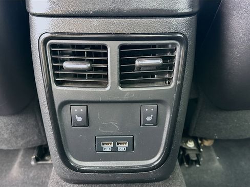 Used 2019 Dodge Charger GT w/ Plus Group RWD image 17