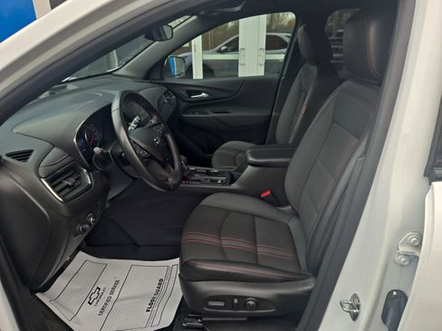 Certified 2022 Chevrolet Equinox RS w/ LPO, Floor Liner Package image 5