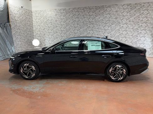 New 2026 Hyundai Sonata SEL FWD image 4