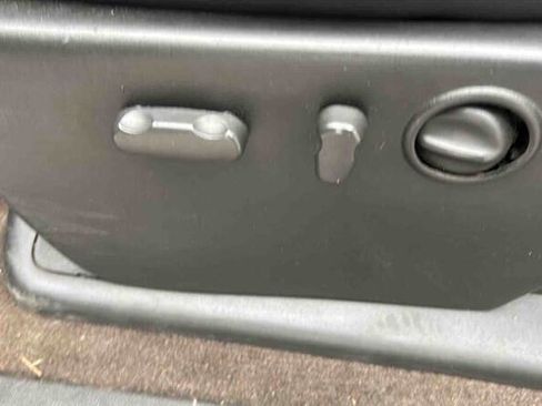 Used 2009 GMC Sierra 2500 SLT w/ Entertainment Package image 15