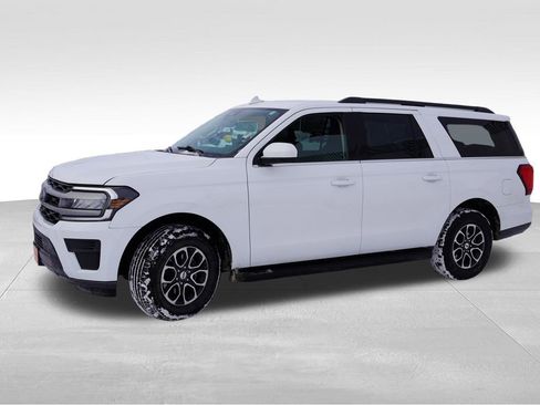 Certified 2024 Ford Expedition Max XLT image 11