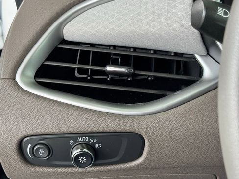 Used 2024 Chevrolet Malibu LS FWD image 35