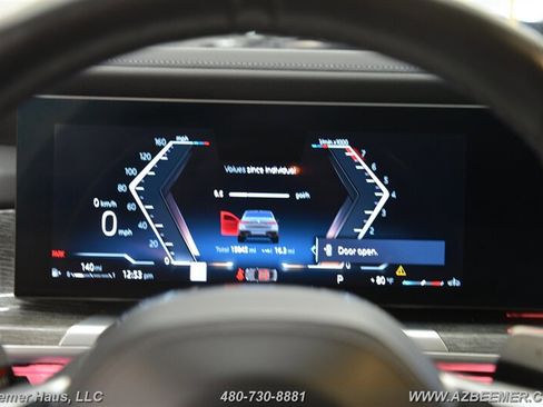 Used 2023 BMW 740i w/ Parking Assistance Package RWD image 31