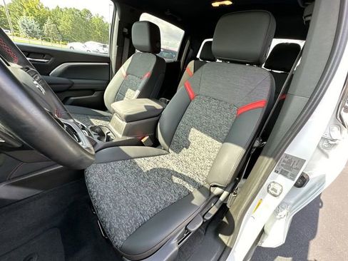 Certified 2023 Chevrolet Colorado Z71 w/ Advanced Trailering Package image 18