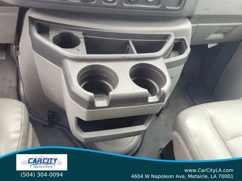 Used 2011 Ford E-250 and Econoline 250 w/ Commercial Cargo Van Pkg RWD image 9