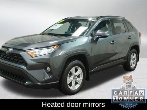 Used 2020 Toyota RAV4 XLE w/ All Weather Liner Package AWD/4WD image 10