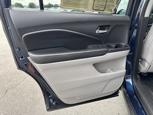 Used 2016 Honda Pilot EX-L image 32