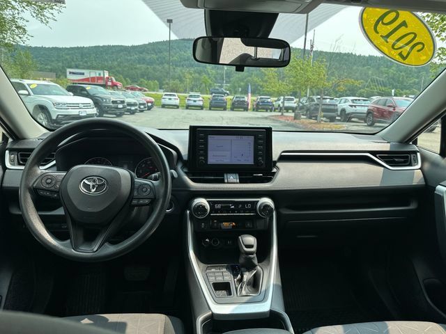 Used 2019 Toyota RAV4 XLE w/ Convenience Package AWD/4WD image 12