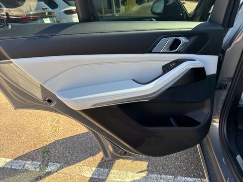 Certified 2024 BMW X5 xDrive40i w/ Parking Assistance Package image 11